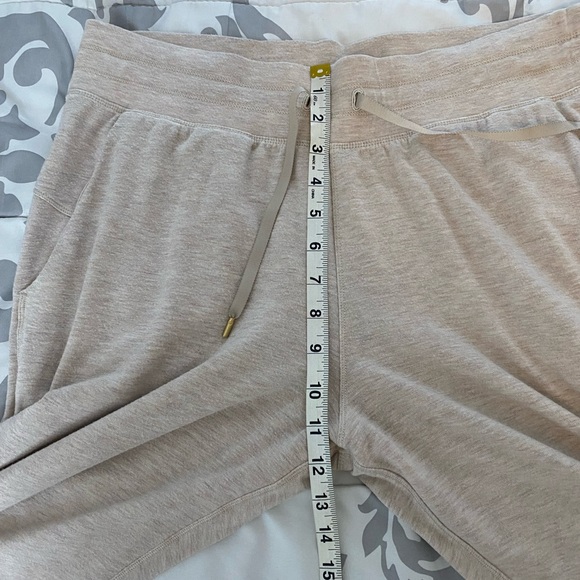 Lululemon Warm Down Jogger Soft Touch in Heathered Cashew 12 - Picture 7 of 10
